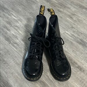 Dr. Martens 1460 Black Patent Leather Boots
Size 7 “Like New”